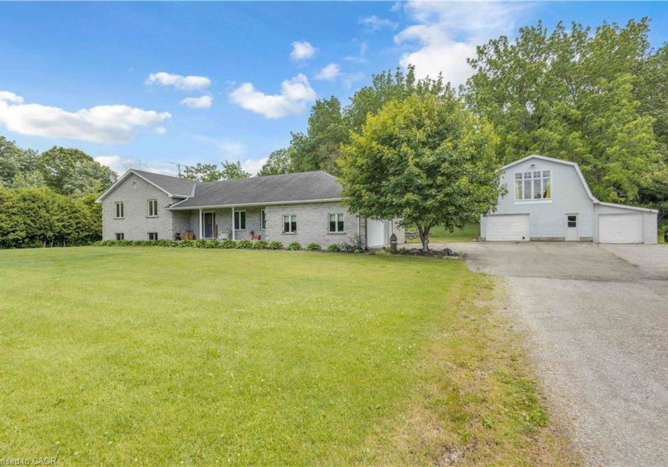 1306-st-johns-road-w-simcoe-ontario-40839218