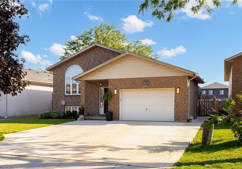 7880-ascot-circle-niagara-falls-ontario-40839233
