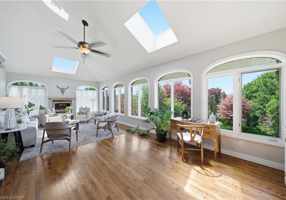 37-blue-forest-crescent-guelph-ontario-40839243