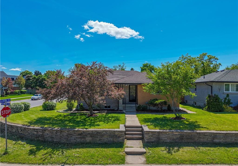 2-westmount-road-guelph-ontario-40839252