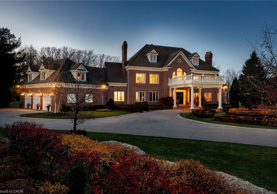 75-ridge-road-stoney-creek-ontario-40839263