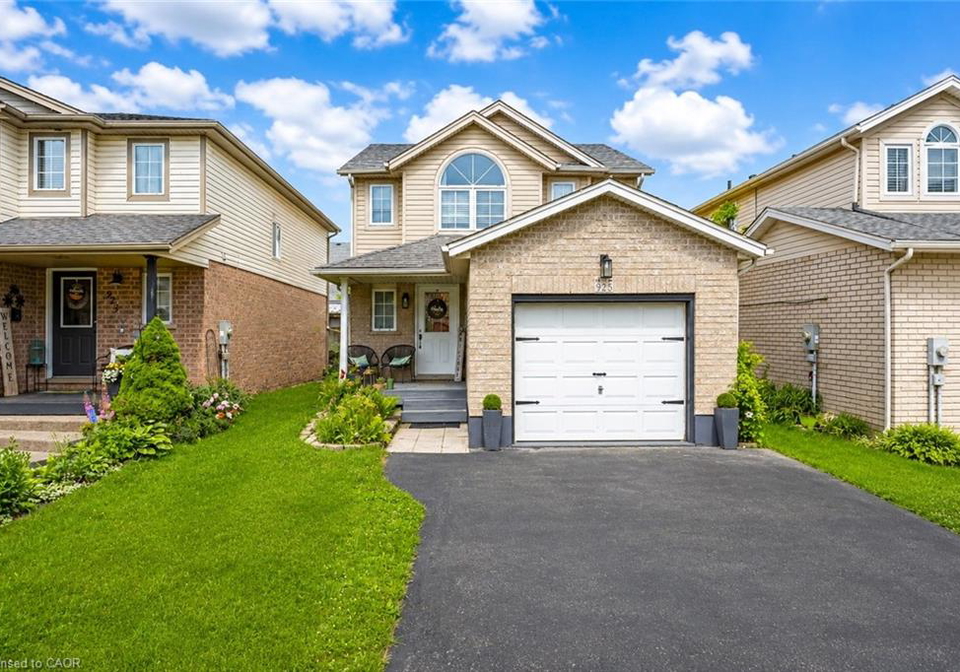 925-copper-leaf-crescent-kitchener-ontario-40839274