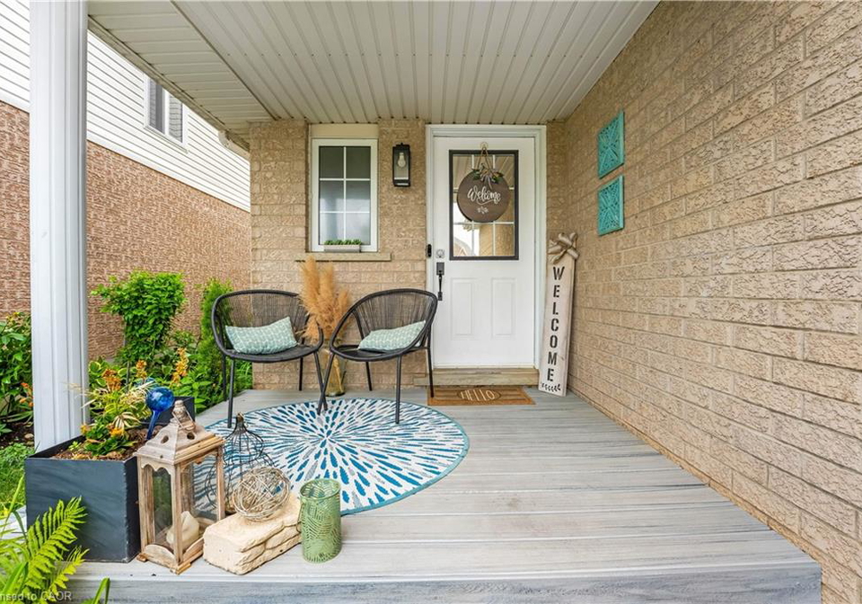 925-copper-leaf-crescent-kitchener-ontario-40839274