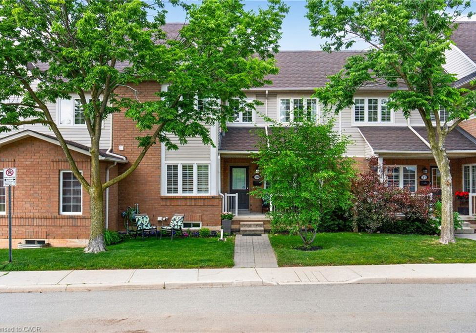 100-beddoe-drive-hamilton-ontario-40839287