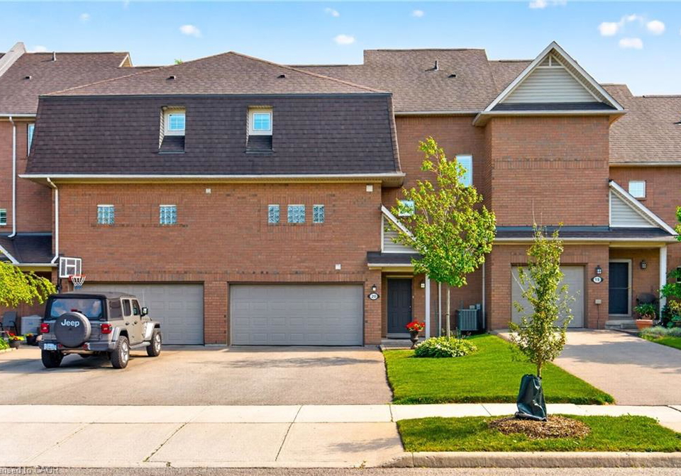 100-beddoe-drive-hamilton-ontario-40839287