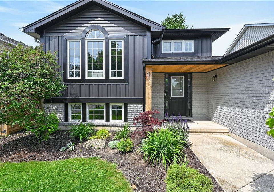 11-stuart-street-caledonia-ontario-40839314