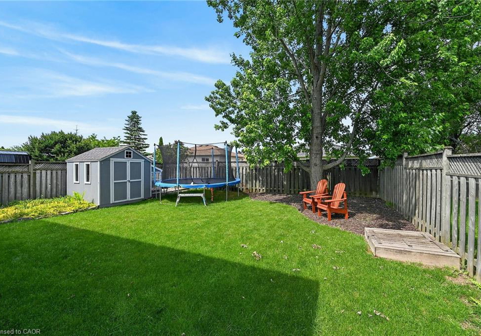 11-stuart-street-caledonia-ontario-40839314