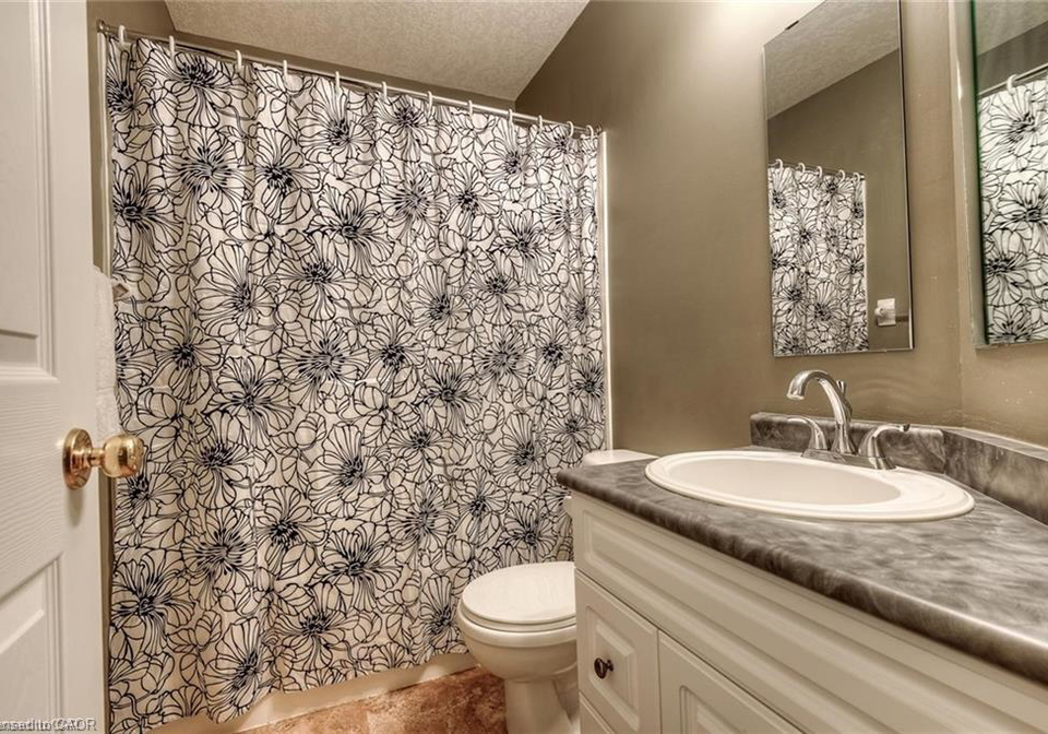 221-langlaw-drive-cambridge-ontario-40839315