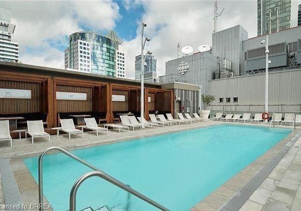 300-front-street-w-toronto-ontario-40839320