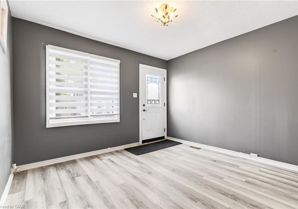14-cambridge-avenue-hamilton-ontario-40839326