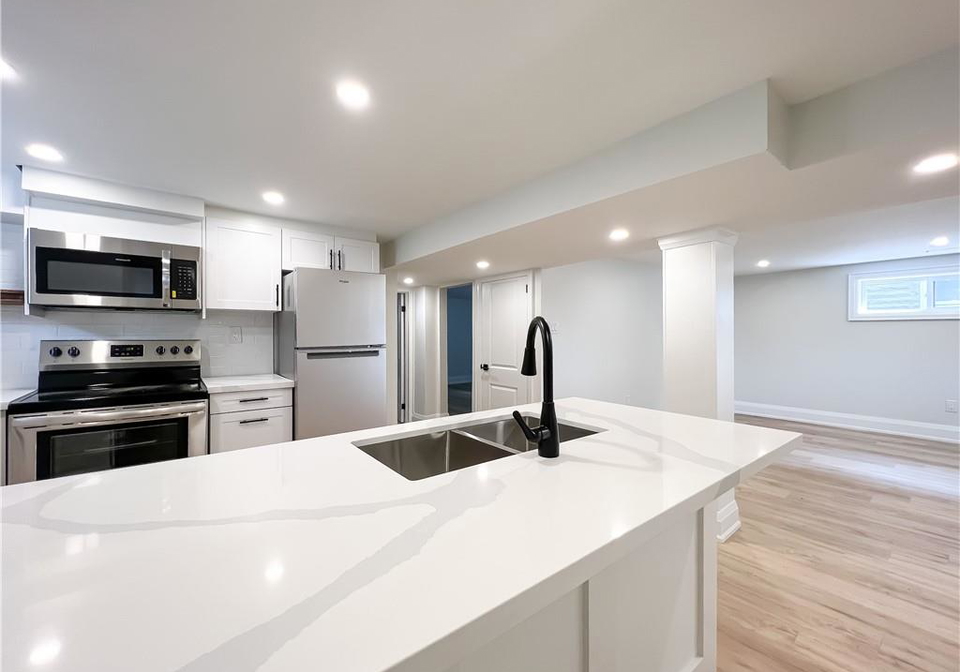 447-east-13th-street-hamilton-ontario-40839342