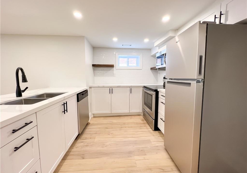 447-east-13th-street-hamilton-ontario-40839342