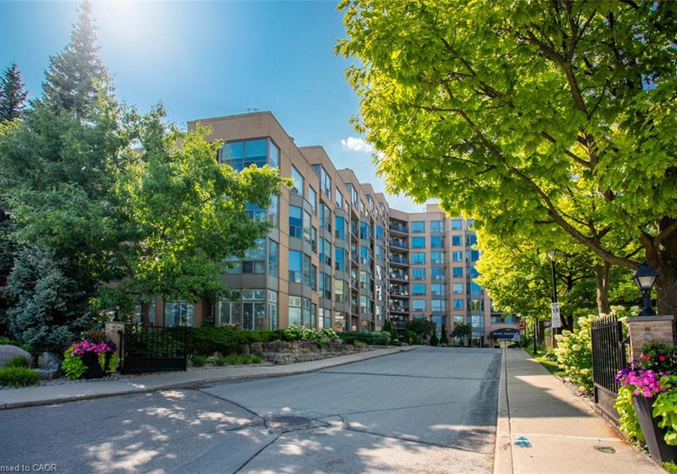 2511-lakeshore-road-w-oakville-ontario-40839358