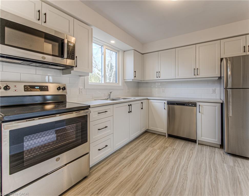40-daniel-avenue-kitchener-ontario-40839360