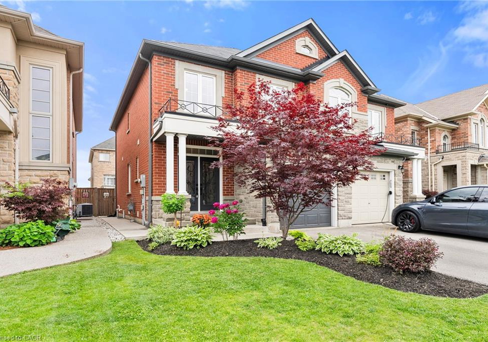 82-summerberry-way-hamilton-ontario-40839361