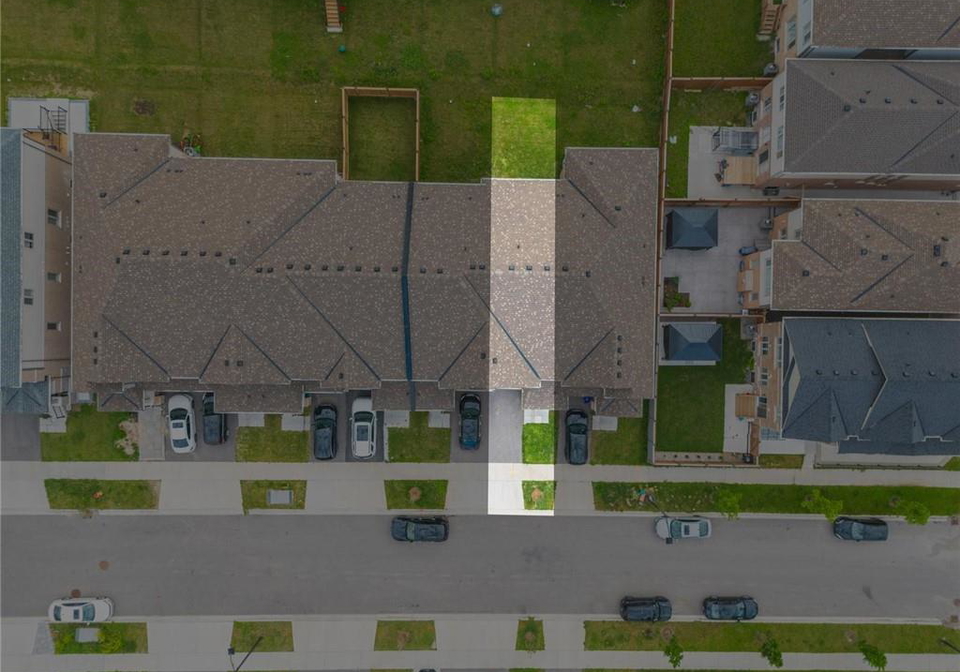 8-roywood-street-kitchener-ontario-40839394