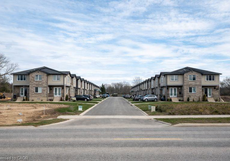 211-thompson-road-w-waterford-ontario-40839419