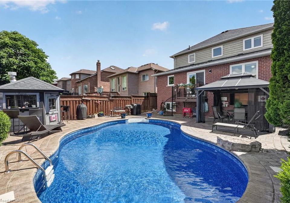 74-harley-avenue-georgetown-ontario-40839421