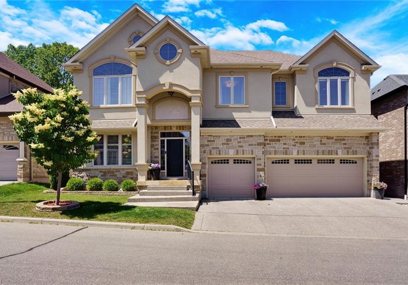 258-edgewater-crescent-kitchener-ontario-40839422