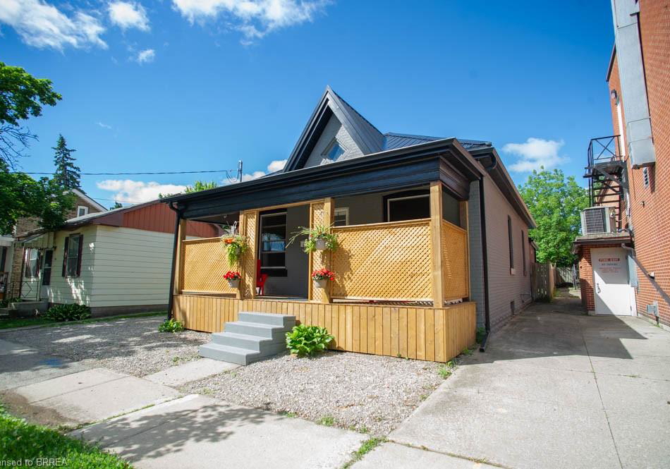 150-pearl-street-brantford-ontario-40839425