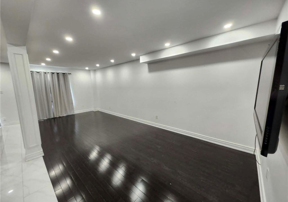 99-corkwood-crescent-vaughan-ontario-40839432