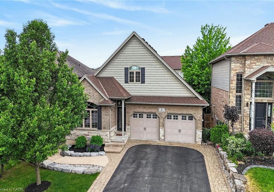 6-southwood-crescent-caledonia-ontario-40839448