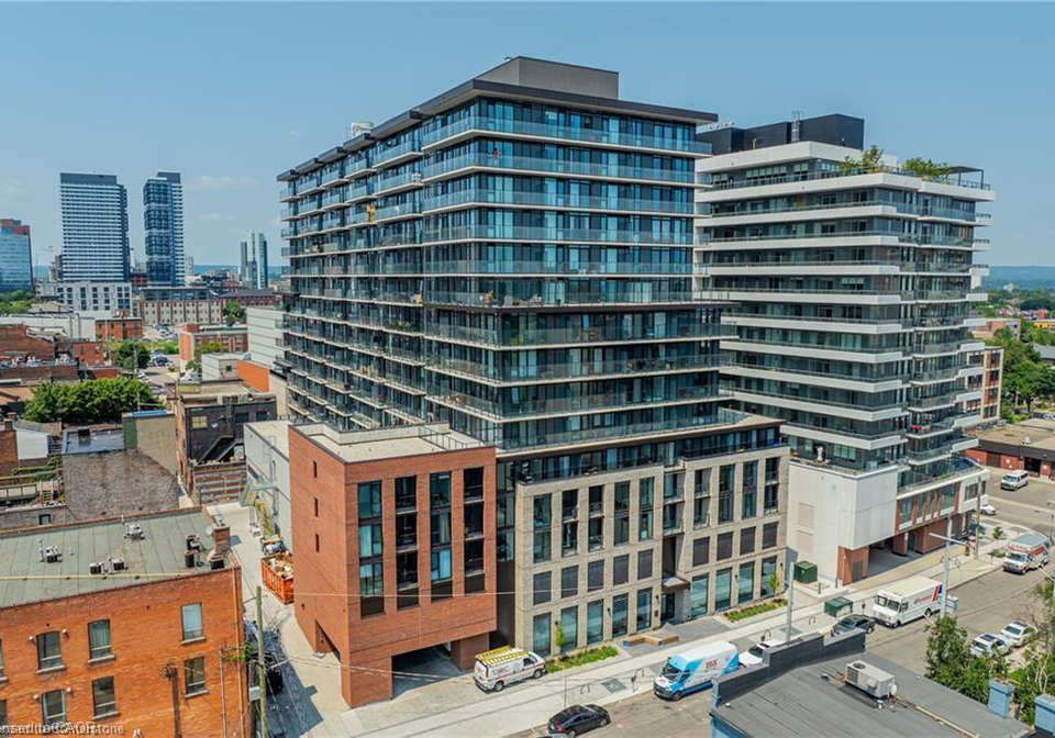 1-jarvis-street-hamilton-ontario-40839491