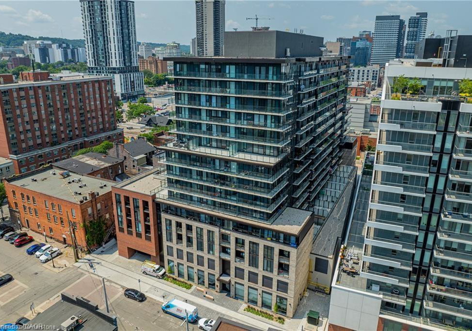 1-jarvis-street-hamilton-ontario-40839491