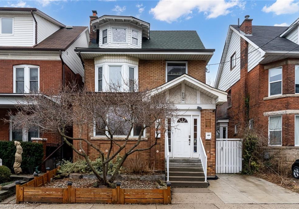 136-ontario-avenue-hamilton-ontario-40839495