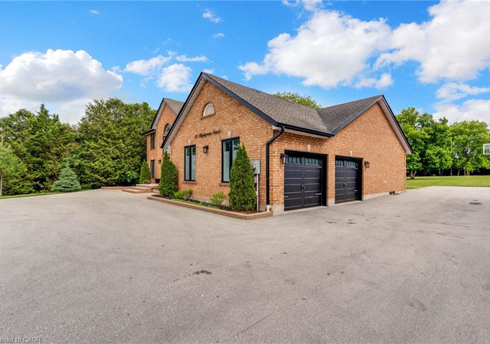 11-highgrove-court-cambridge-ontario-40839510