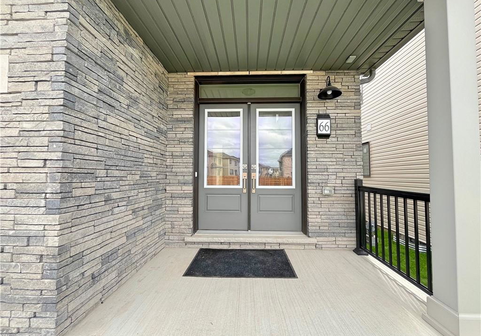 66-aviron-crescent-welland-ontario-40839521