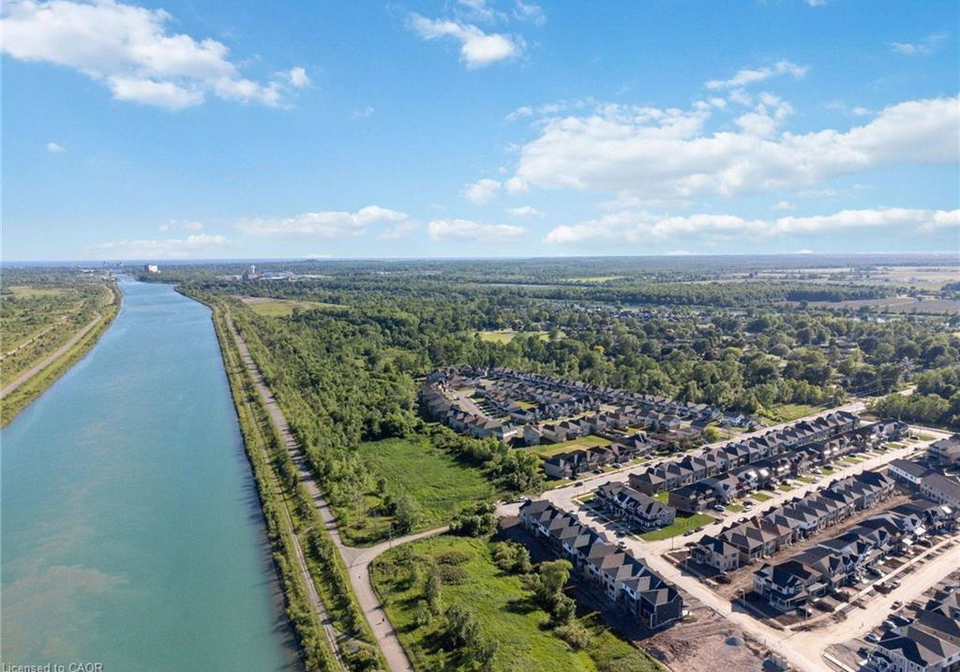 66-aviron-crescent-welland-ontario-40839521