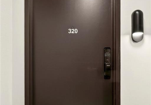 4878-powers-common-burlington-ontario-40839568