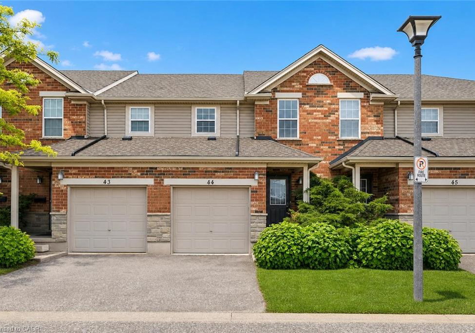 124-gosling-gardens-guelph-ontario-40839595
