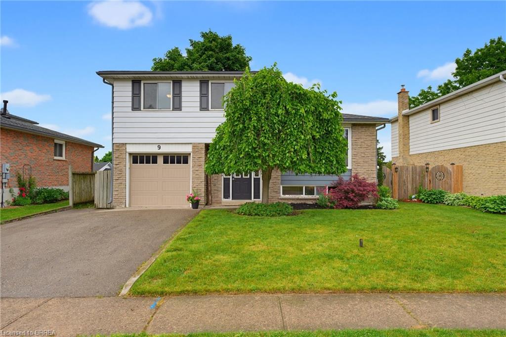 9-larkspur-lane-paris-ontario-40839619
