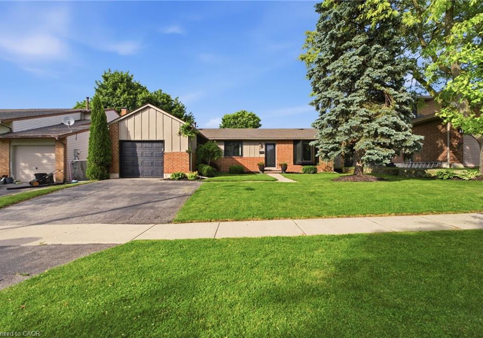 37-melissa-crescent-waterdown-ontario-40839637