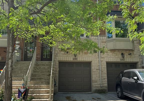 690-summers-common-burlington-ontario-40839649