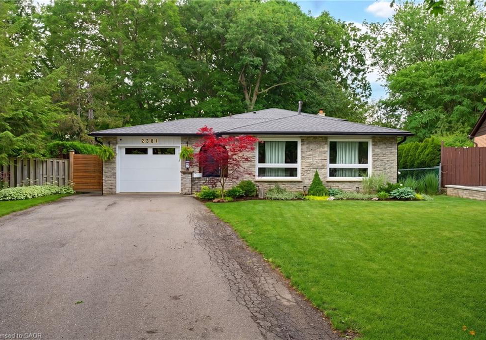 2381-peart-court-burlington-ontario-40839664