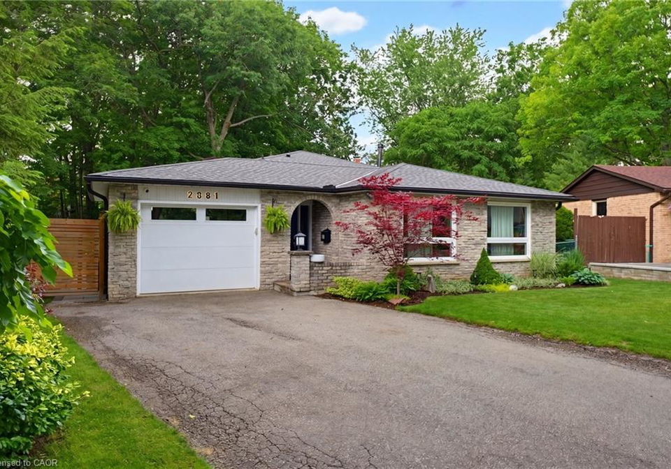 2381-peart-court-burlington-ontario-40839664