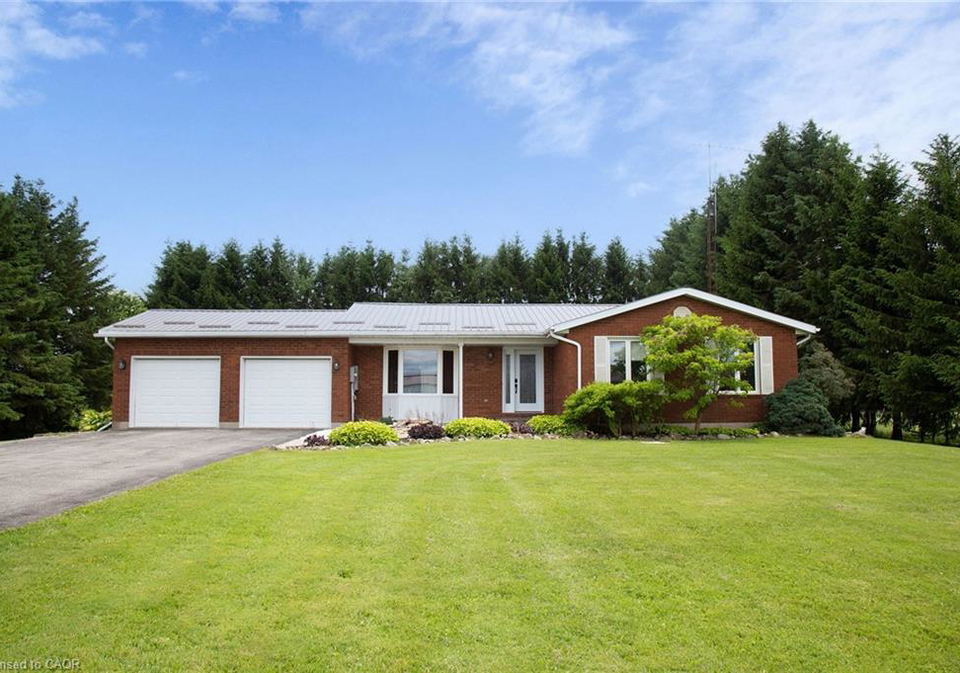 718-11-townsend-concession-waterford-ontario-40839675