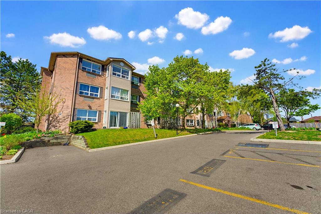 30-hugo-crescent-kitchener-ontario-40839690