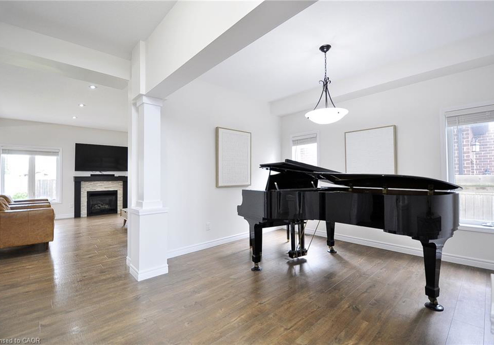 133-grandville-circle-paris-ontario-40839724