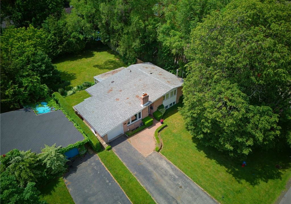 320-river-side-drive-oakville-ontario-40839728