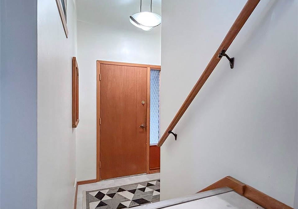 11-lombardy-court-kitchener-ontario-40839738