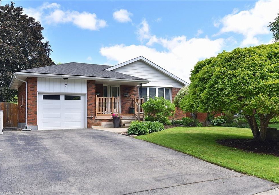 7-monarch-court-dundas-ontario-40839746