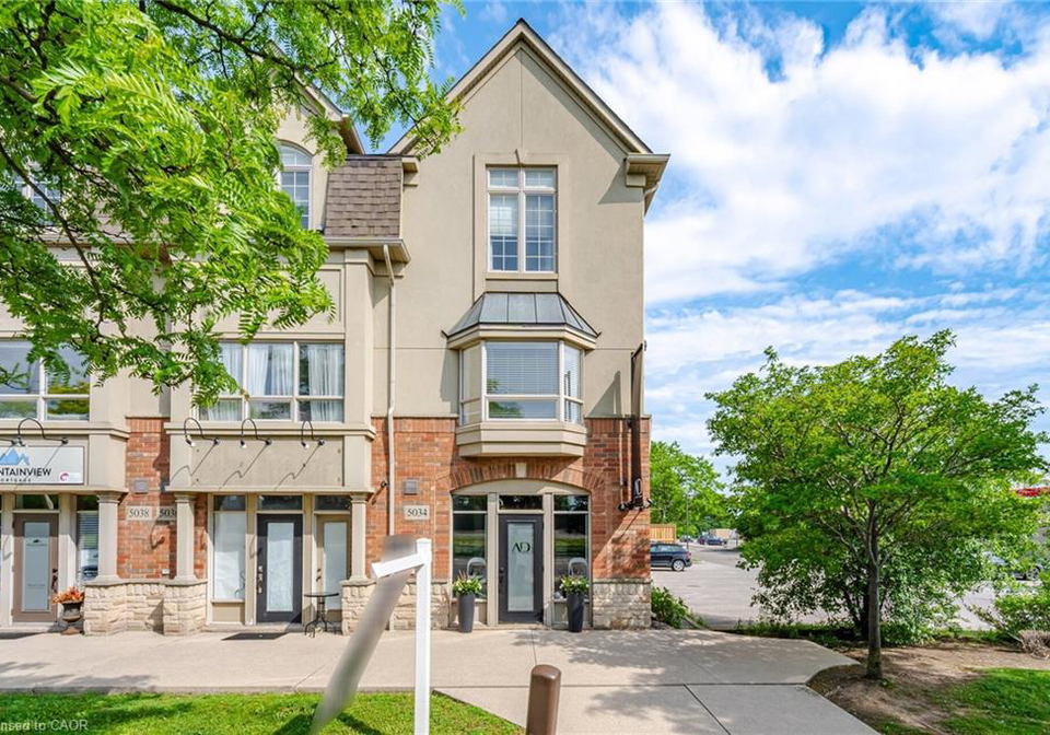 5035-bidwell-common-burlington-ontario-40839757
