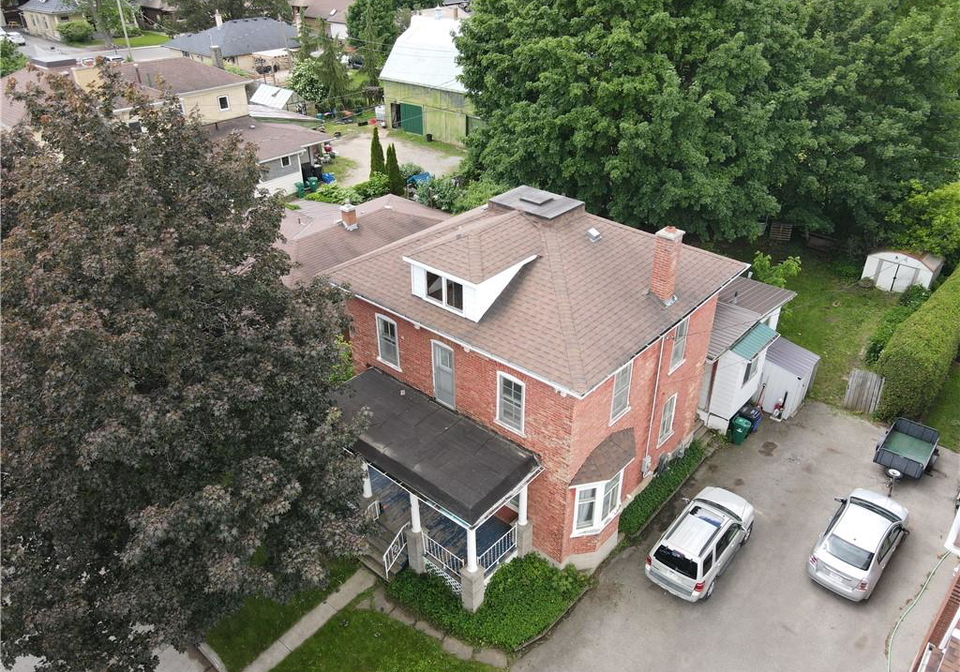4-dunke-street-s-elmira-ontario-40839761