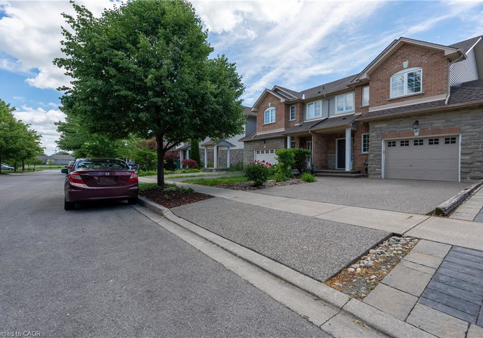 26-olivia-place-ancaster-ontario-40839764