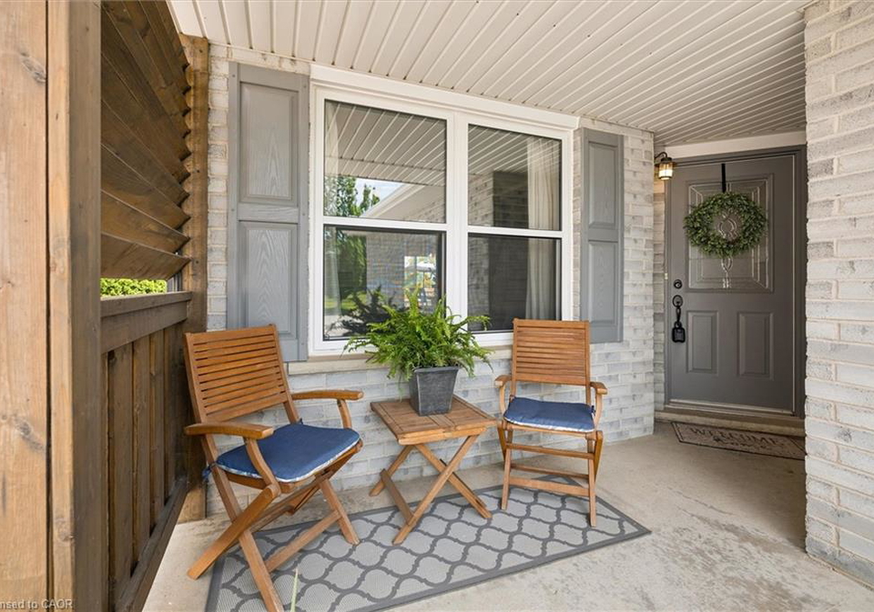 16-white-sands-court-kitchener-ontario-40839774