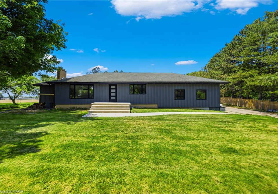 424-hwy-52-s-ancaster-ontario-40839784
